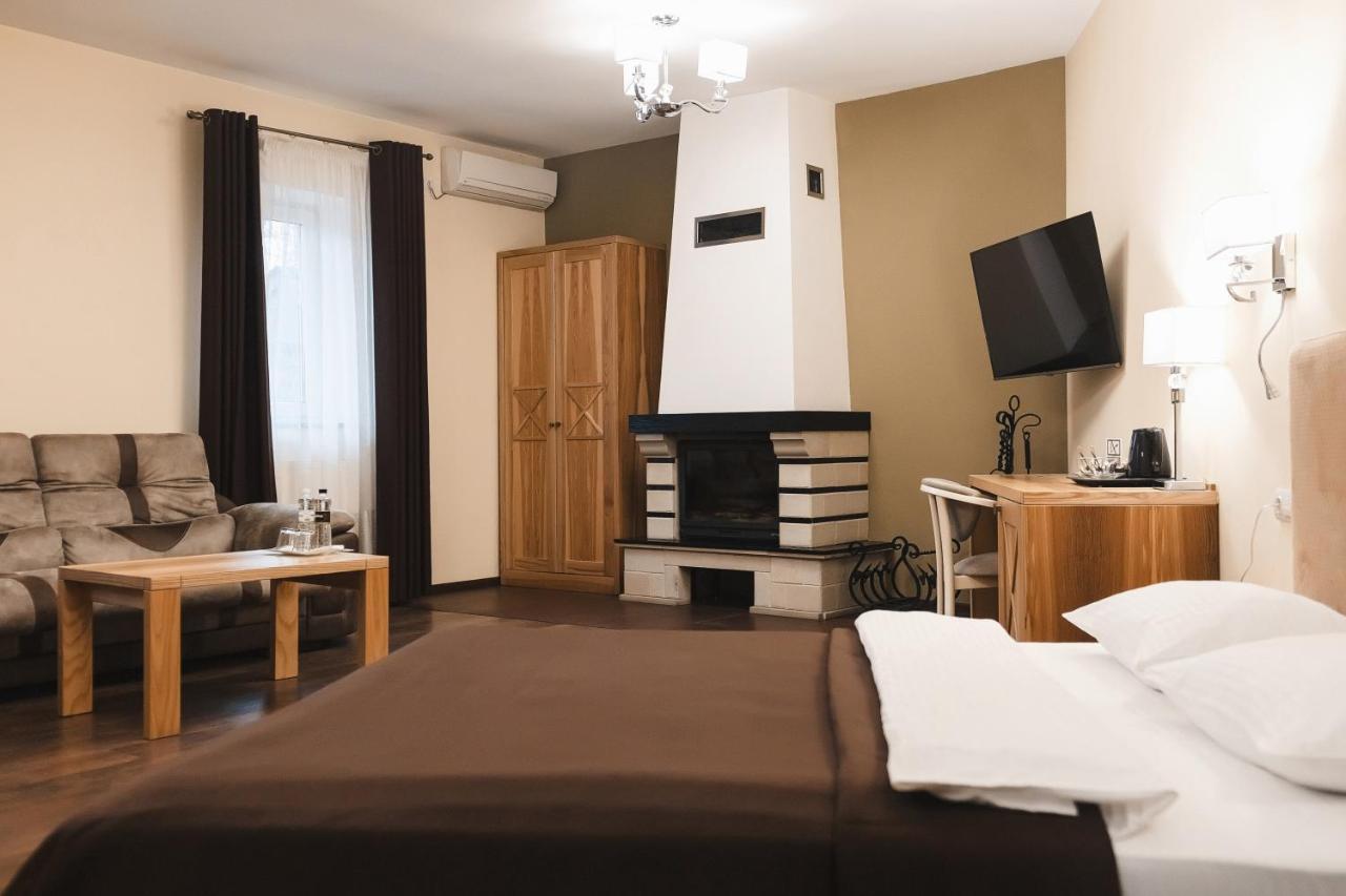 Sofia Hotel Velyka Omelyana Екстериор снимка