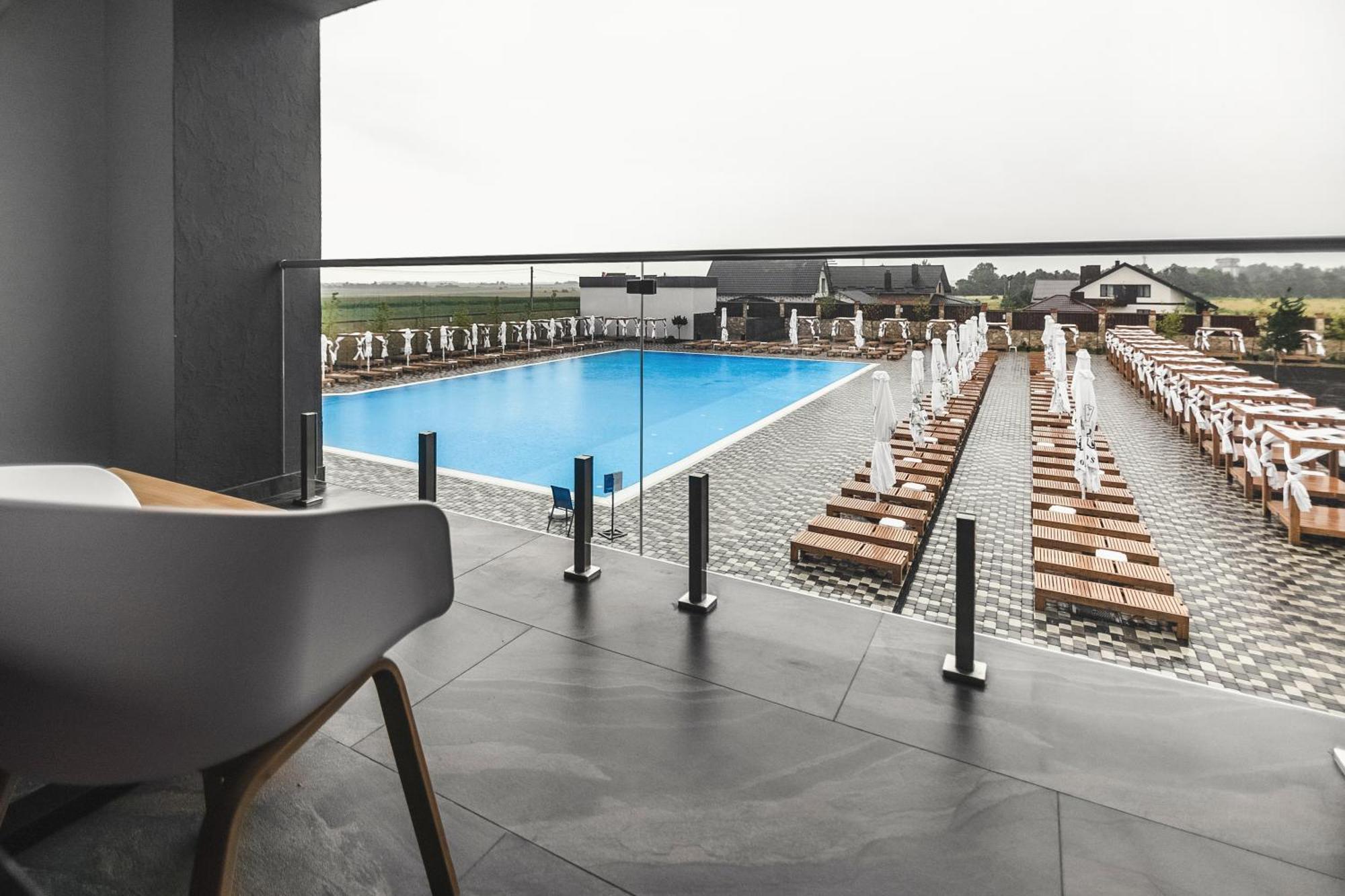 Sofia Hotel Velyka Omelyana Екстериор снимка